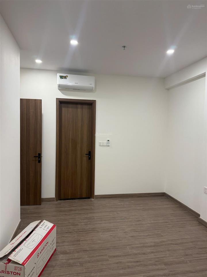 Chính chủ kẹt tiền bán nhanh 2pn 78m2 chỉ 2ty850 bao toàn bộ cho khách