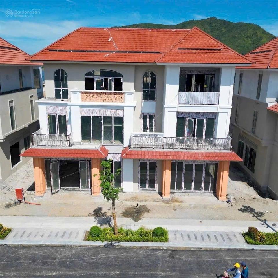 Biệt thự song lập ven sông d222  sun charmora city nha trang