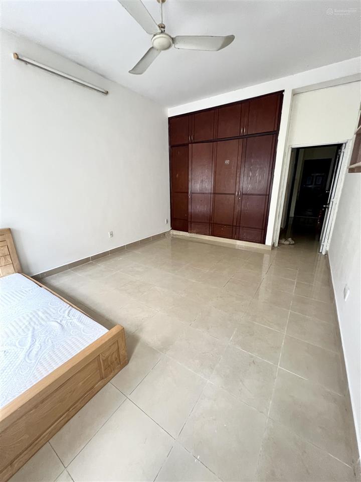 Hàng hiếm tại chu văn an, giá 2 triệu, 30m2, cho thuê nhà trọ, phòng trọ