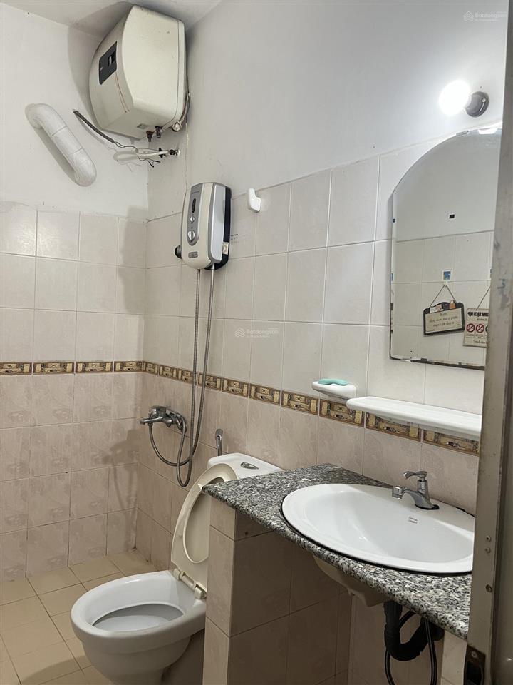 Hàng hiếm tại chu văn an, giá 2 triệu, 30m2, cho thuê nhà trọ, phòng trọ