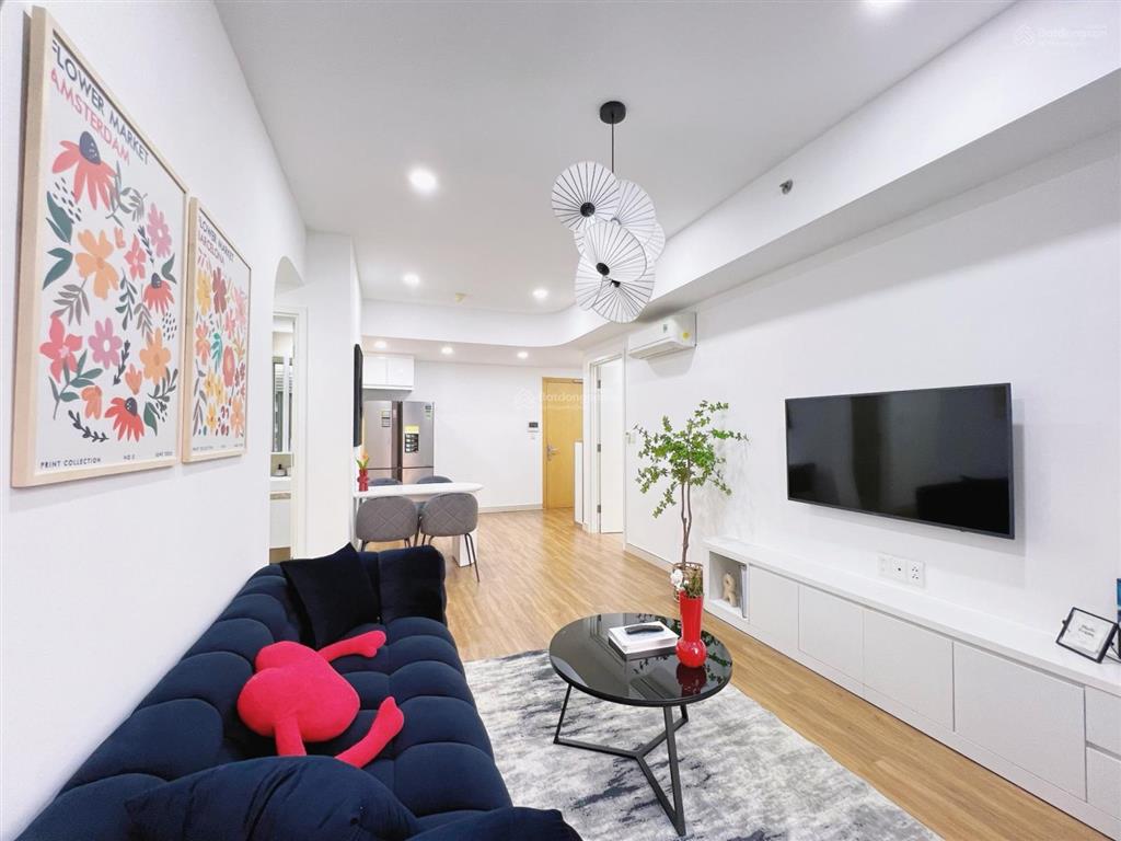 Cho thuê căn hộ 2 phòng ngủ masteri thảo điền full nội thất đẹp.  0775 910 *** ms tiên