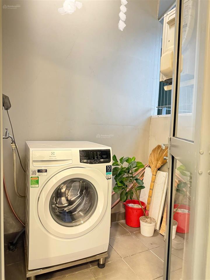 Cho thuê căn hộ 2pn masteri thảo điền. full nội thất dọn vô ở ngay.  0775 910 *** ms tiên