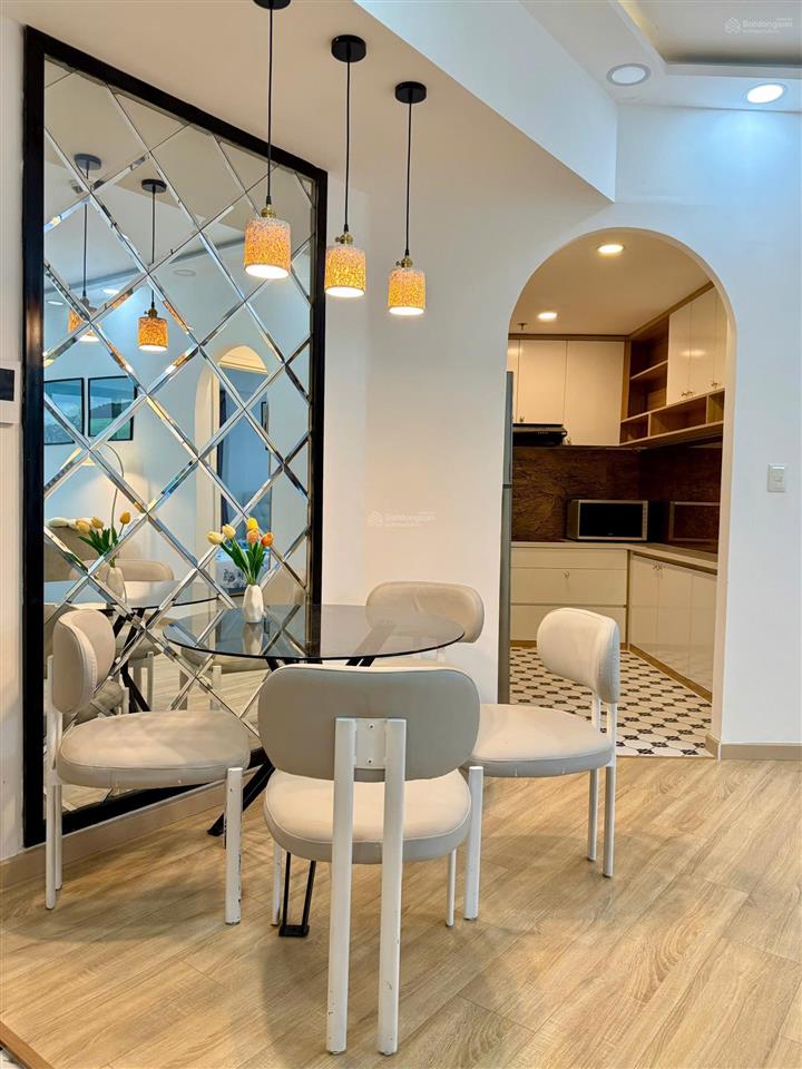 Cho thuê căn hộ 2pn masteri thảo điền. full nội thất dọn vô ở ngay.  0775 910 *** ms tiên