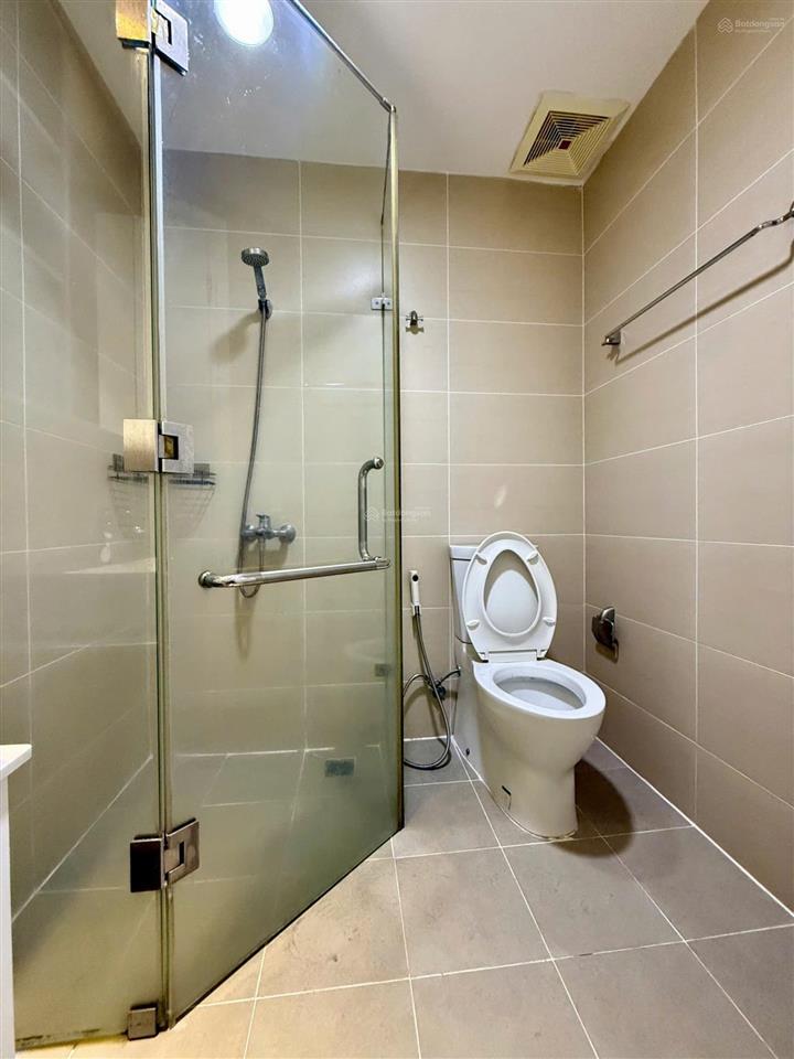 Cho thuê căn hộ 2pn masteri thảo điền. full nội thất dọn vô ở ngay.  0775 910 *** ms tiên