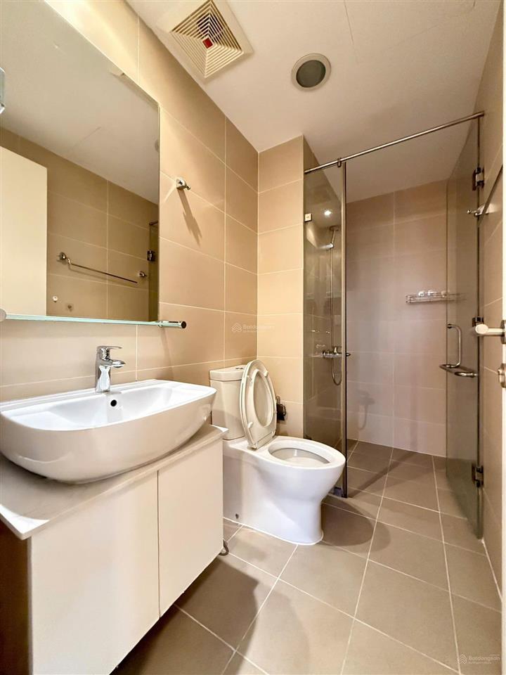 Cho thuê căn hộ 2pn masteri thảo điền. full nội thất dọn vô ở ngay.  0775 910 *** ms tiên