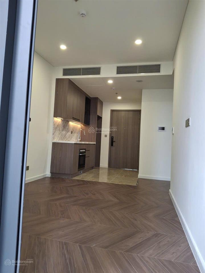 Bán nhanh căn 1 ngủ toà a3 dự án lumiere evergreen  kdt vimhomes smart city giá ~4,350 tỷ bao phí