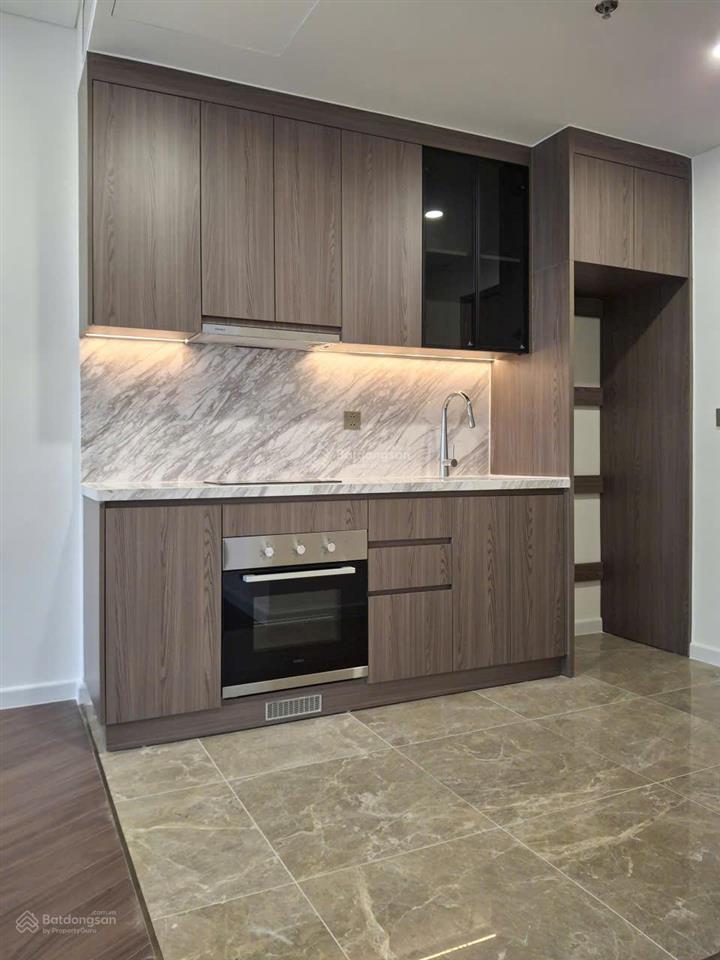 Bán nhanh căn 1 ngủ toà a3 dự án lumiere evergreen  kdt vimhomes smart city giá ~4,350 tỷ bao phí