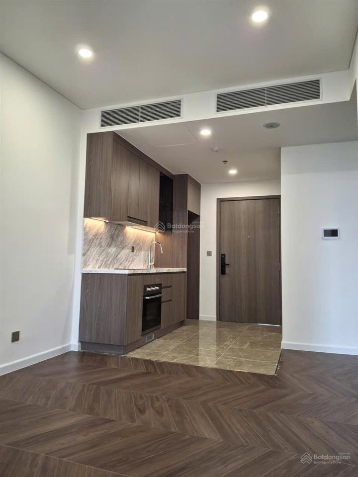 Bán nhanh căn 1 ngủ toà a3 dự án lumiere evergreen  kdt vimhomes smart city giá ~4,350 tỷ bao phí