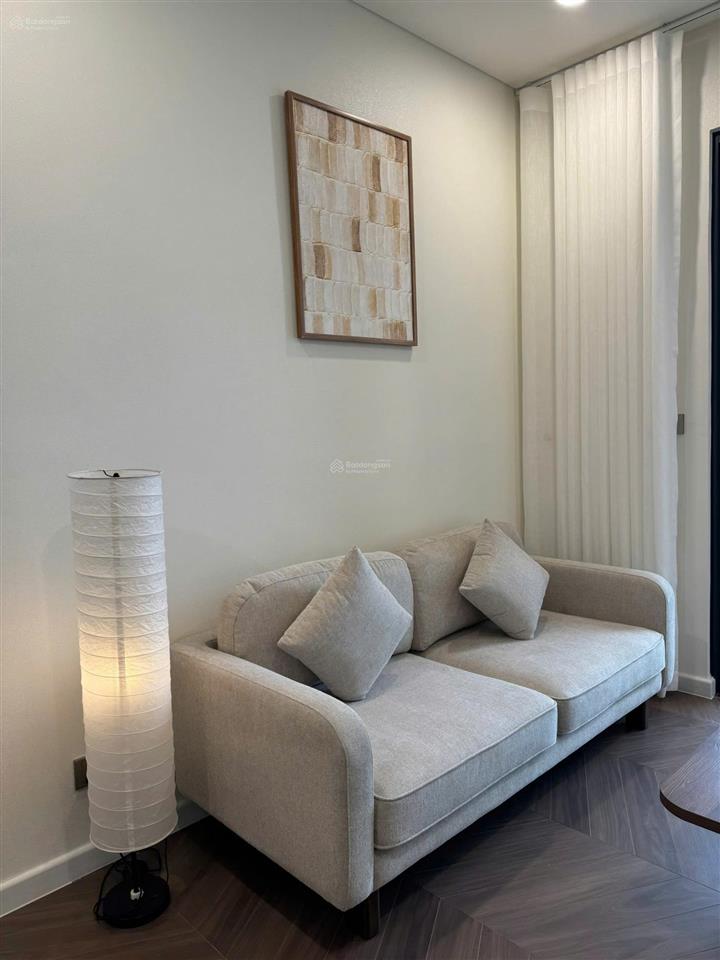 Chủ nhà siêu dễ tính gửi cho thuê căn 2n full đồ tòa a3 lumiere evergreen chỉ 15 tr/tháng!