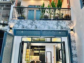 Cần bán nhà nằm cạnh chợ bình điền  dt 4x18m  sổ hồng riêng