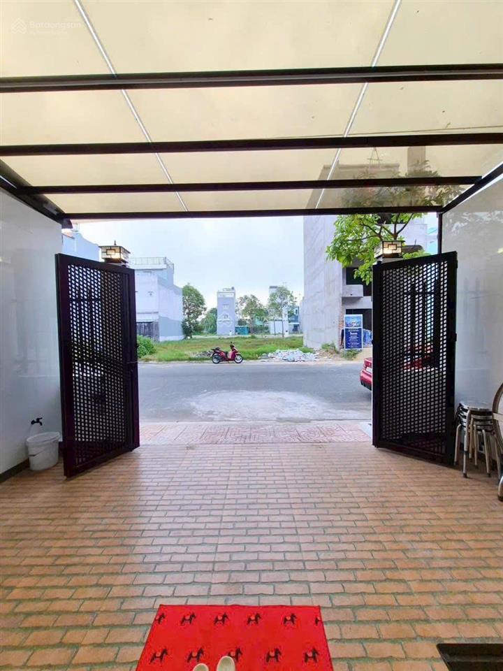 Bán gấp siêu phẩm 2 lầu ở chợ vĩnh lộc. dt 146m2. sổ sẵn  sang tên trong ngày. giá  1,3 tỷ tl