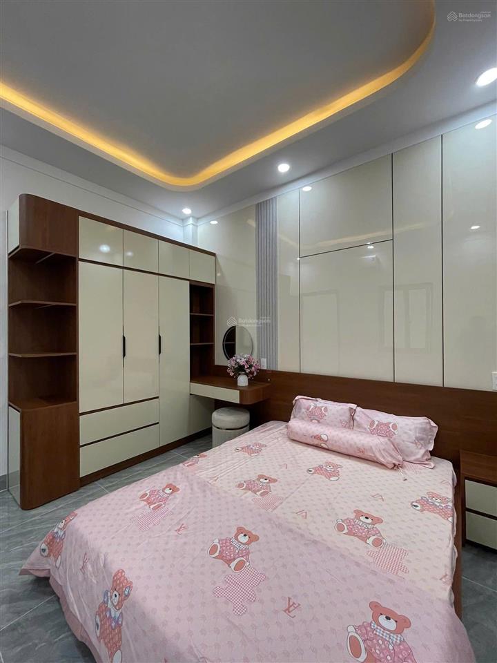 Hàng hiếm  siêu phẩm 2 lầu 100m2 ở gần bv nhi đồng 3  shr  giá  còn tl