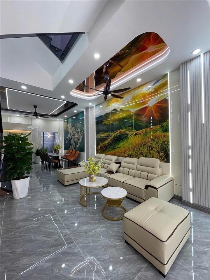 Hàng hiếm  siêu phẩm 2 lầu 100m2 ở gần bv nhi đồng 3  shr  giá  còn tl