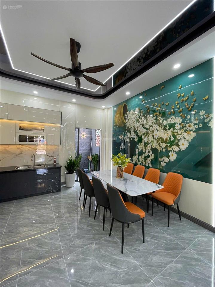 Hàng hiếm  siêu phẩm 2 lầu 100m2 ở gần bv nhi đồng 3  shr  giá  còn tl