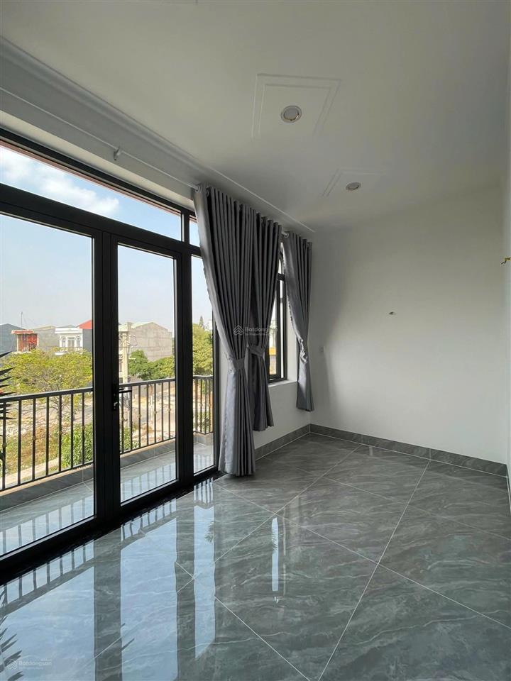 Hàng hiếm  siêu phẩm 2 lầu 100m2 ở gần bv nhi đồng 3  shr  giá  còn tl