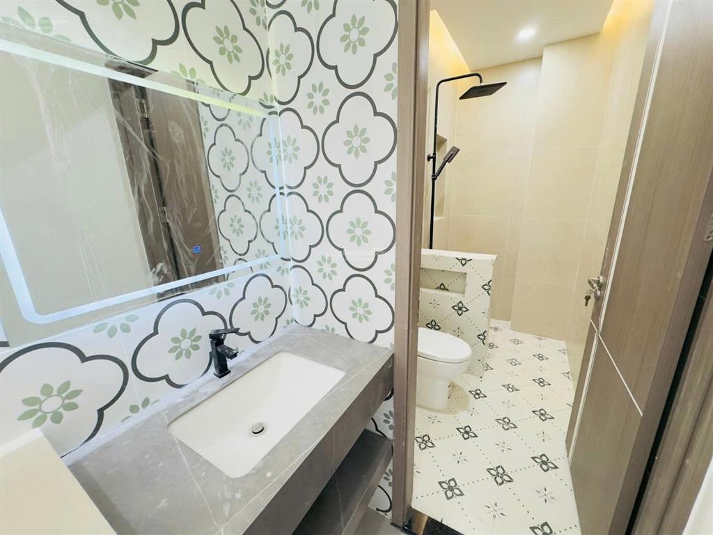 Cần bán nhà mới ở kdc gia hòa  ql50 . dt 5x25 . shr . giá  1 tỷ 350 triệu còn tl