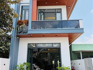 Cần bán nhanh căn nhà 1 lầu ở tân liêm  bình chánh nằm cạnh chợ phú lạc  108m2  giá 1 tỷ 245tr