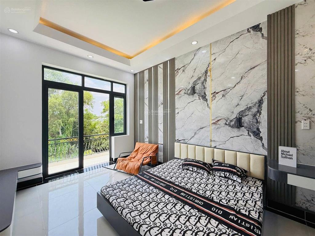 Cần bán nhanh căn nhà 1 lầu ở tân liêm  bình chánh nằm cạnh chợ phú lạc  108m2  giá 1 tỷ 245tr