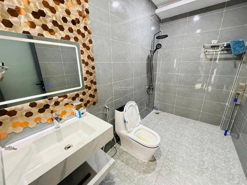 Cần bán nhanh căn nhà 1 lầu ở tân liêm  bình chánh nằm cạnh chợ phú lạc  108m2  giá 1 tỷ 245tr