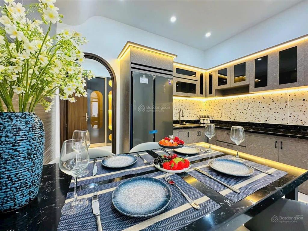 Bán gấp nhà hẻm xe hơi ngay cầu bình điền. 75m2  sổ hồng riêng.  0934 623 ***