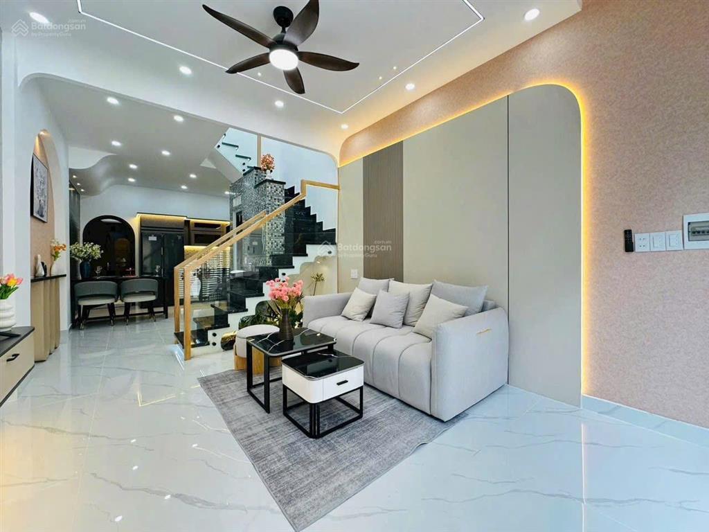 Bán gấp nhà hẻm xe hơi ngay cầu bình điền. 75m2  sổ hồng riêng.  0934 623 ***