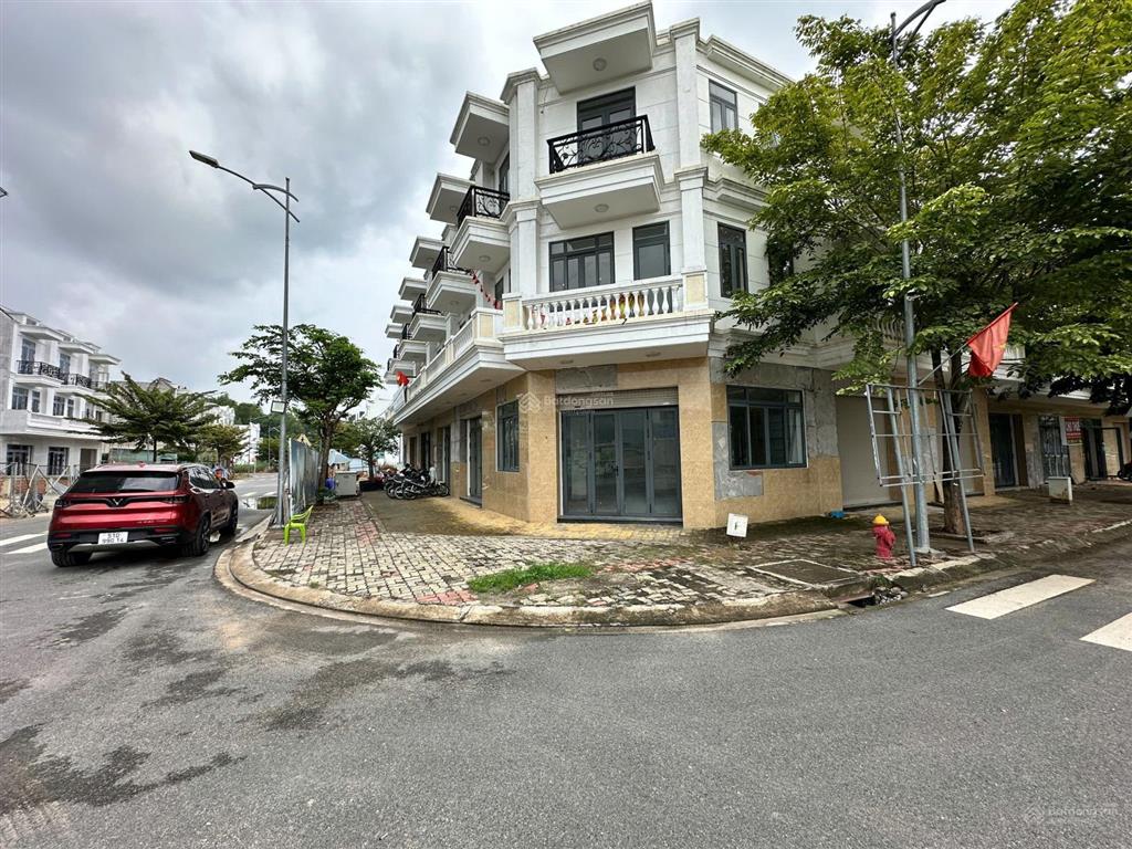 Thông báo đấu giá tài sản công ty đấu giá hợp danh lam sơn sài gòn