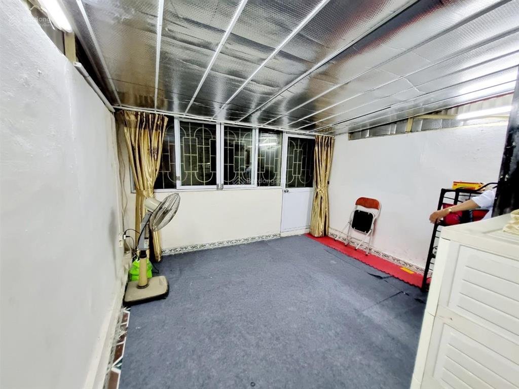 Nhà nguyên căn mặt bằng 40m2, 4 tầng tại thịnh quang, thái thịnh