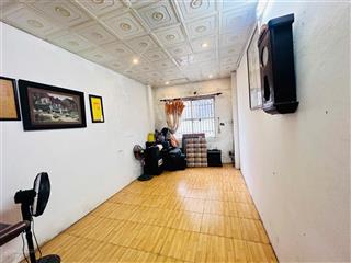 Diện tích 30m2 nhà 3 tầng. ngõ trạm điện ba la. quang trung hà đông