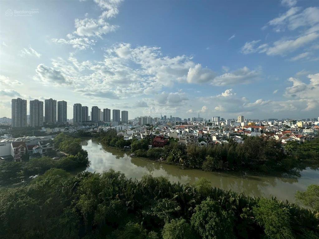 Cơ hội sở hữu căn 4pn view sông + pháo bông landmark ] bán căn sky garden 3, giá cực tốt !!!