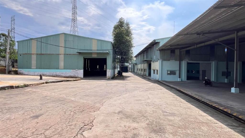 Cho thuê xưởng tân uyên đã hoàn công, pccc chuẩn, trạm điện 560kva