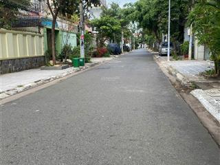 1 trệt 2 lầu đường vỉa hè phạm ngọc thạch, phường 9