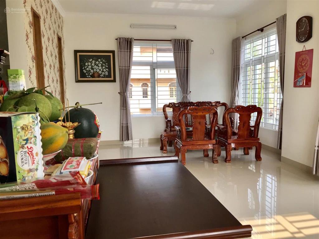 Bán biệt thự ven hồ  góc 2 mặt tiền