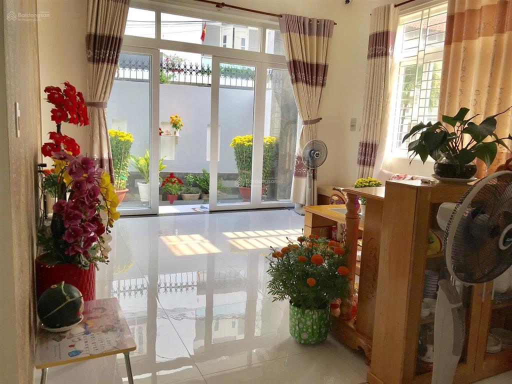 Bán biệt thự ven hồ  góc 2 mặt tiền
