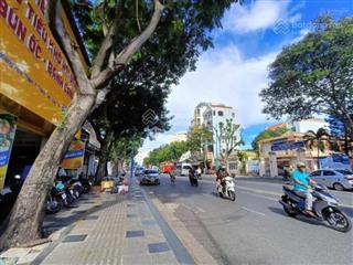 Mặt tiền hoàng hoa thám  vị trí đẹp