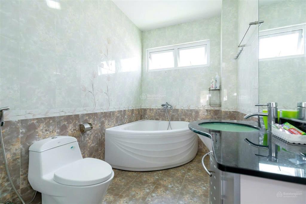 Biệt thự góc 2 mặt tiền khu đại an