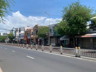 Mặt bằng lớn đường 30/4  p. rạch dừa