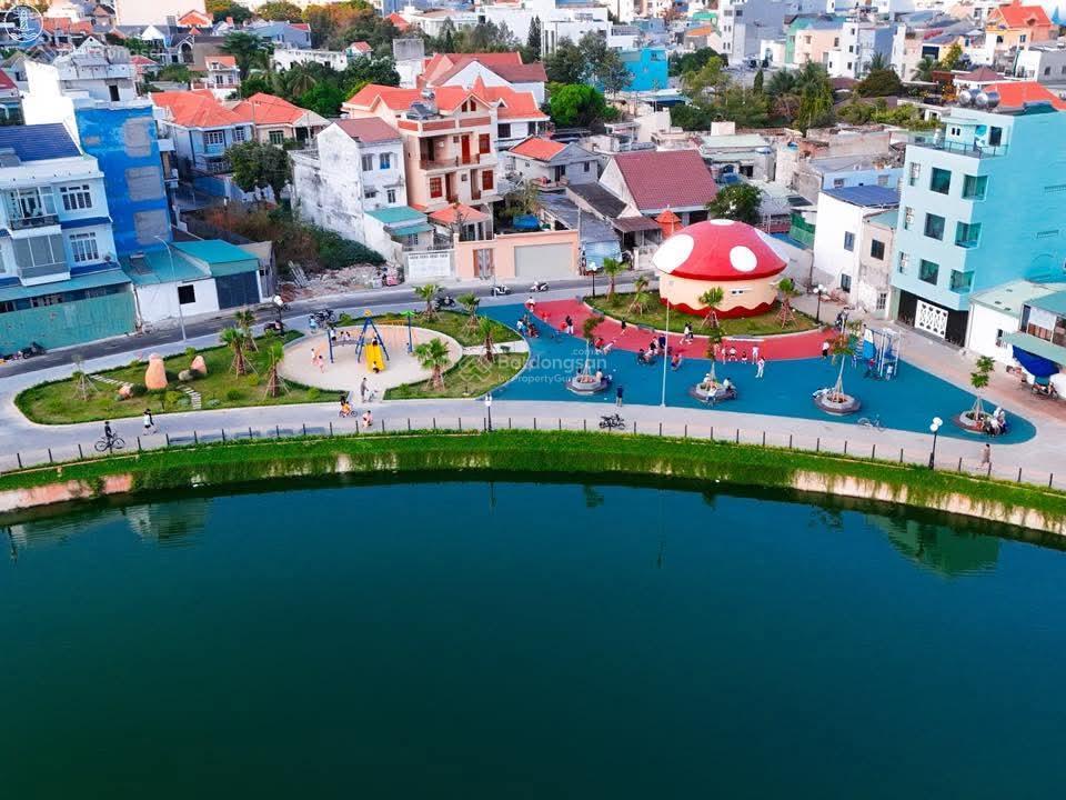 Đất xây khách sạn góc 2 mặt tiền phan chu trinh  gần biển
