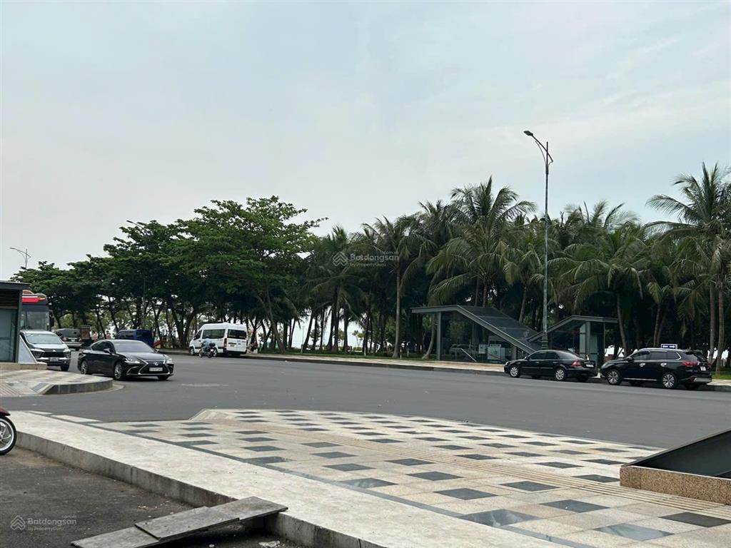 Bán đất xây khách sạn  sát trục du lịch thùy vân