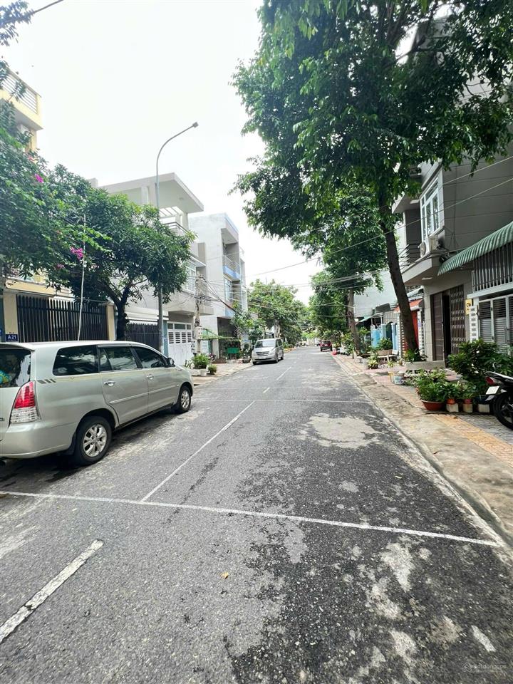 Bán tòa nhà 1 trệt 5 lầu view biển  tp. vũng tàu
