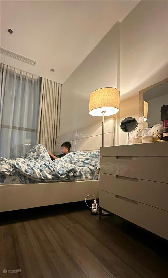 Chính chủ bán chung cư vinhomes symphony, căn 1pn, full nội thất, giá 4,1 tỷ