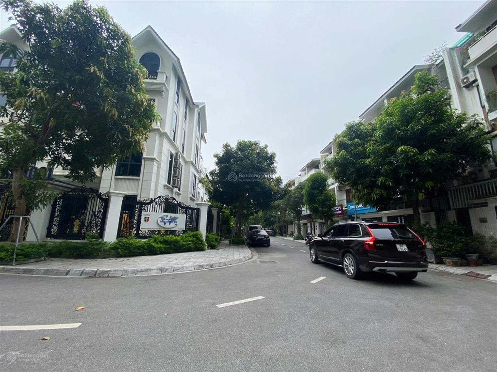 Cho thuê liền kề green pearl, 378 minh khai, 74m2, 4 tầng, 300 m2 sàn sử dụng. chính chủ