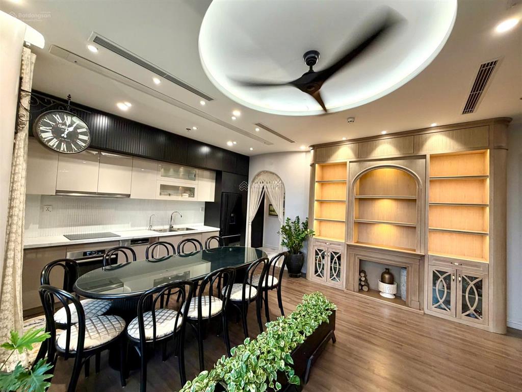 Căn góc, hướng đn, giá 6.8 tỷ, chung cư symphony, 2pn, 66m2, full nội thất, view nội khu