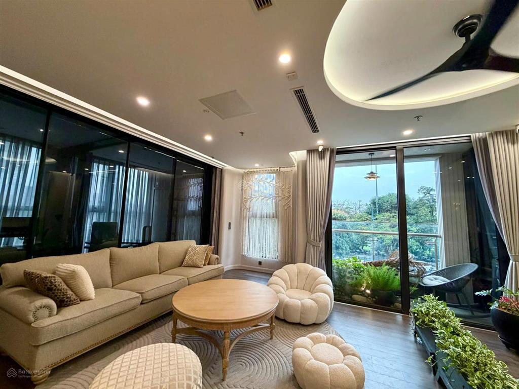 Căn góc, hướng đn, giá 6.8 tỷ, chung cư symphony, 2pn, 66m2, full nội thất, view nội khu