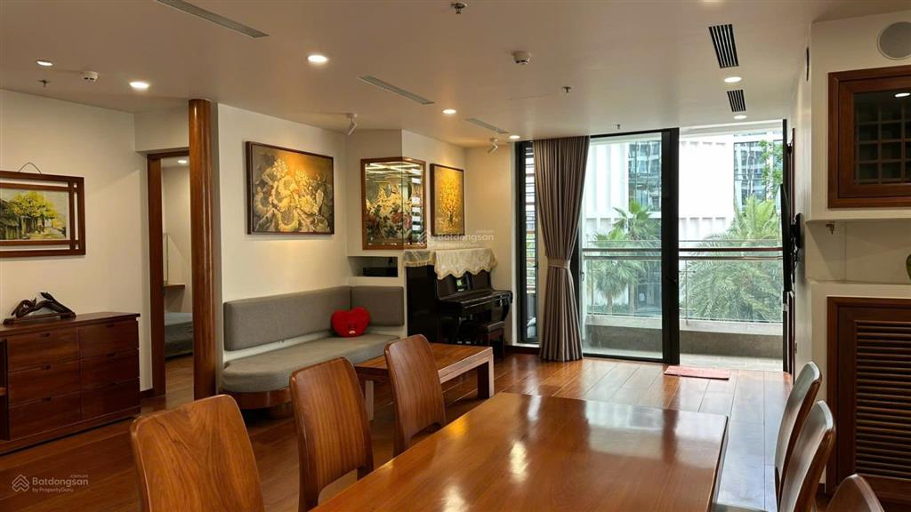 Cho thuê căn góc phong cách nhật bản, 3pn, full đồ. vinhomes symphony