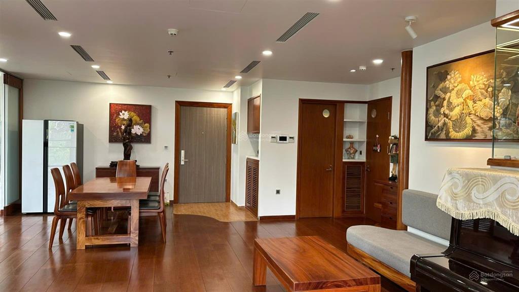 Cho thuê căn góc phong cách nhật bản, 3pn, full đồ. vinhomes symphony