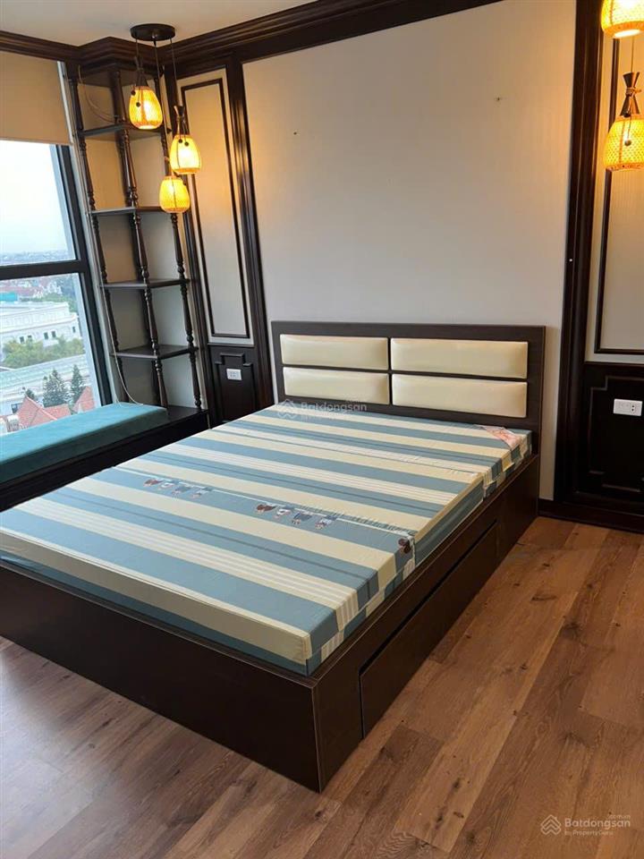 Căn hộ mang phong cách indochine, 3pn, 125m2 hướng đn, view biệt thự hoa sữa, bể bơi, giá rẻ !