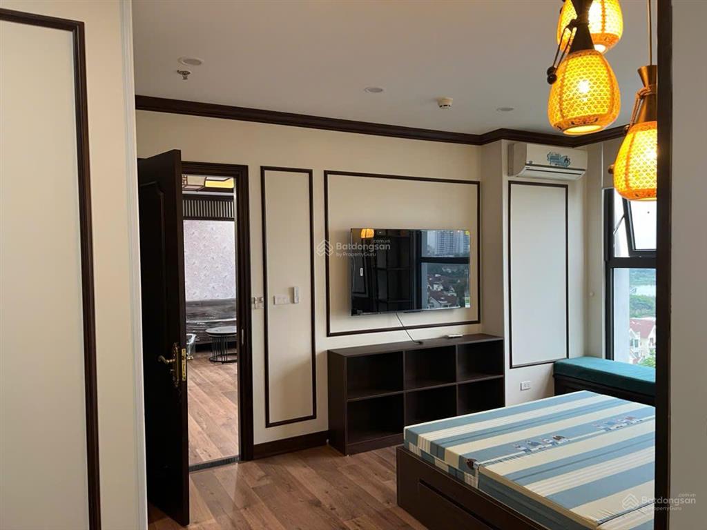 Căn hộ mang phong cách indochine, 3pn, 125m2 hướng đn, view biệt thự hoa sữa, bể bơi, giá rẻ !