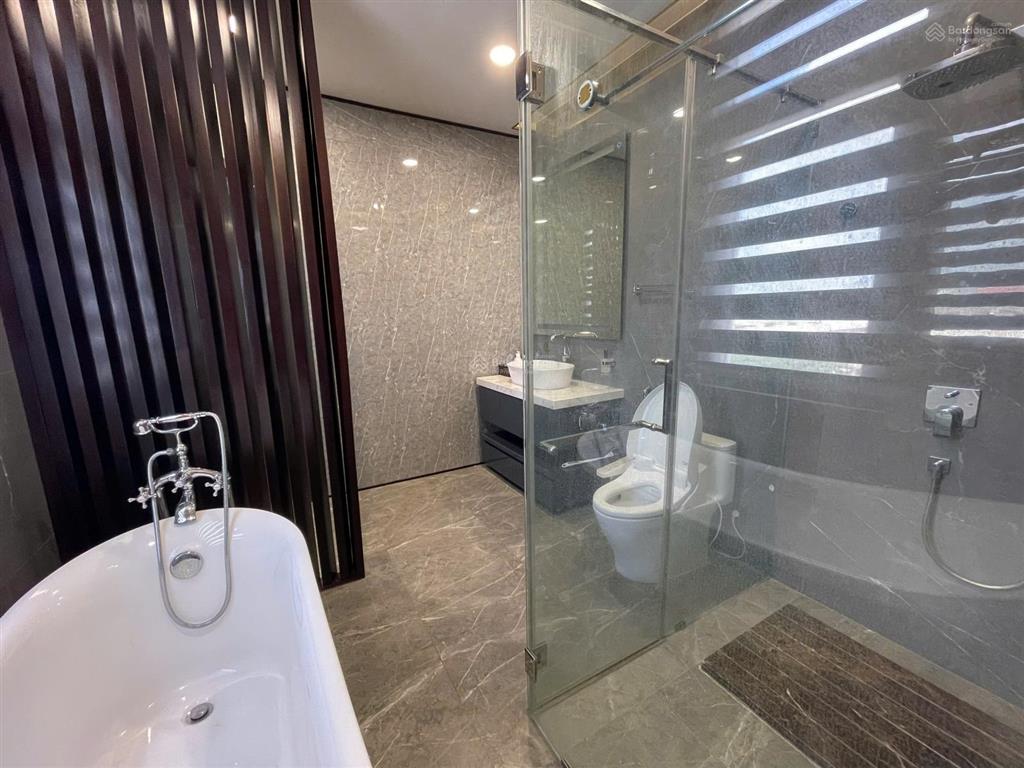 Cho thuê căn hộ 1 phòng ngủ rộng tại vinhomes imperia