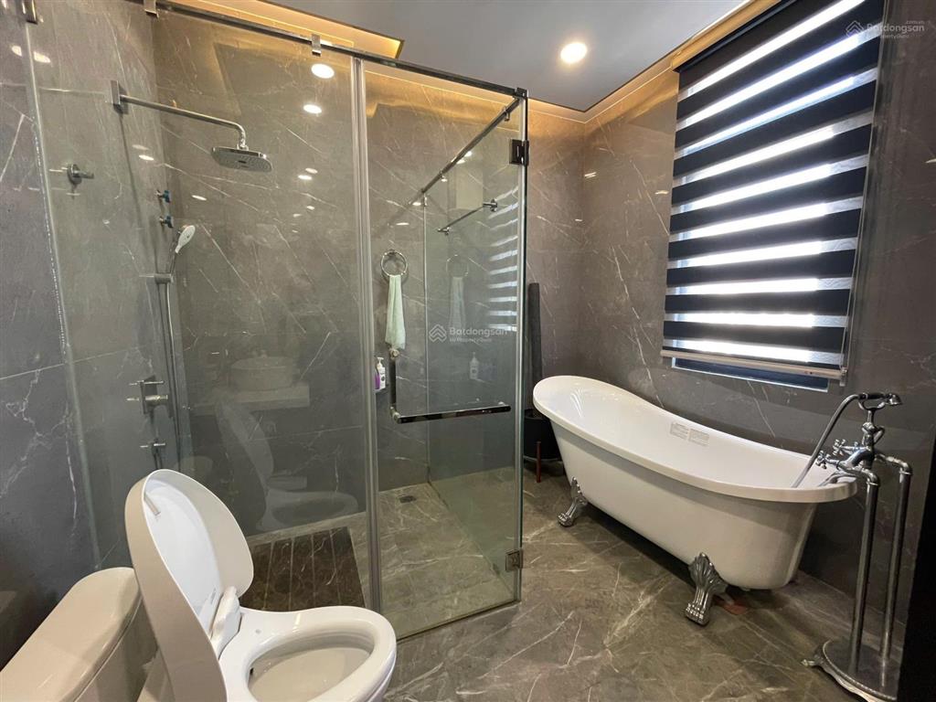 Cho thuê căn hộ 1 phòng ngủ rộng tại vinhomes imperia