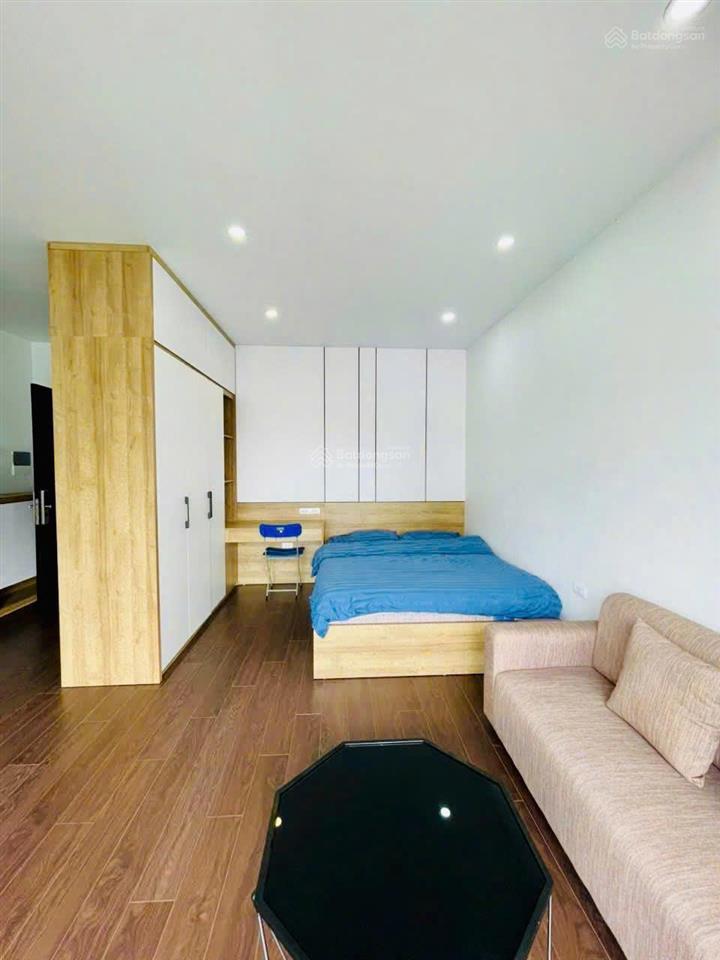 Cho thuê nguyên căn waterfront 8 phòng căn hộ có bếp